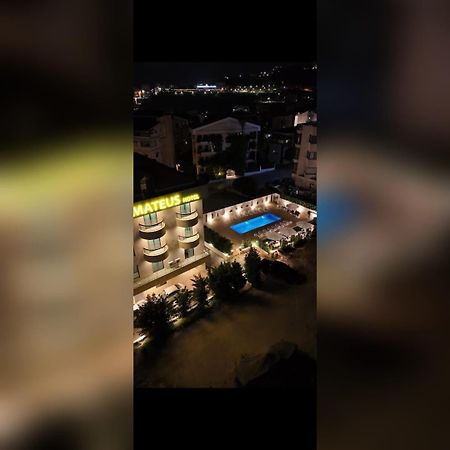 Mateus Hotel & Pool Jounieh Bagian luar foto